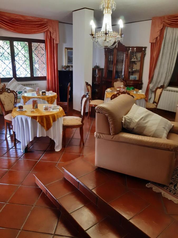 B&B Villa Giovanni Casal Palocco Exterior foto